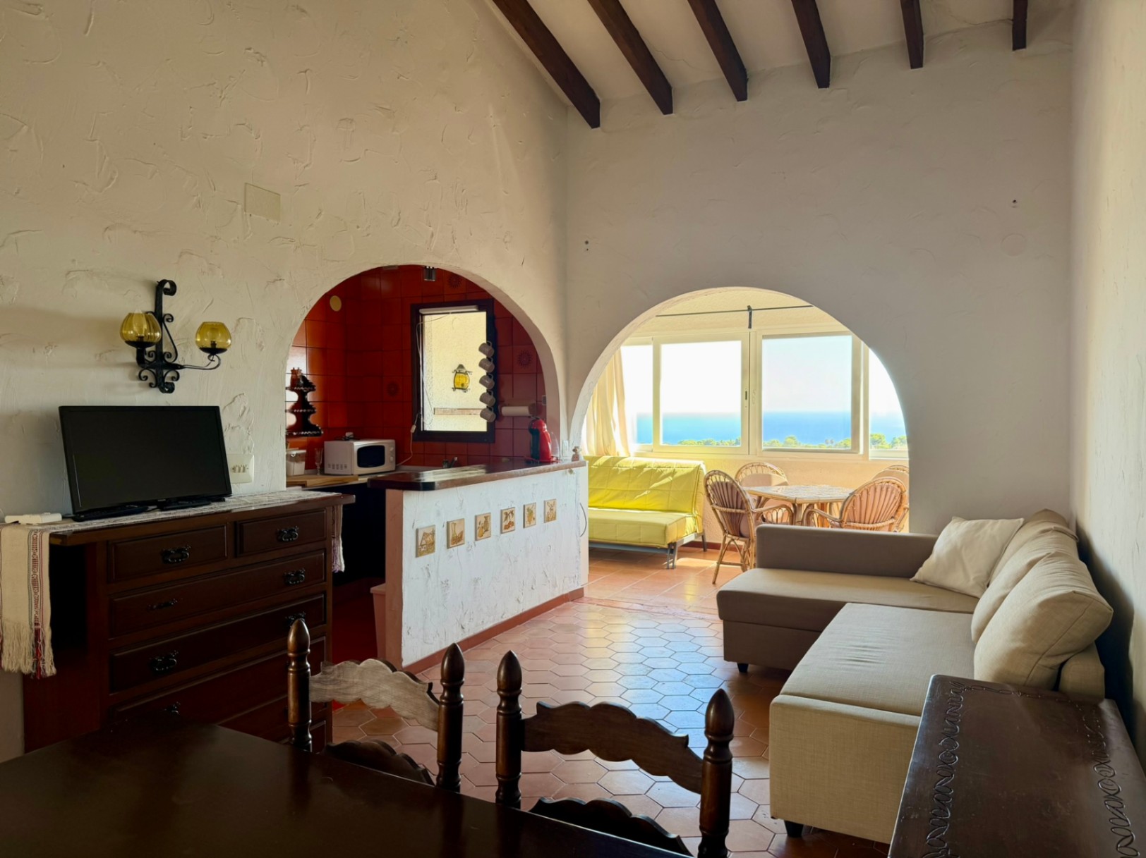 Apartamento de 1 dormitorio con impresionantes vistas al mar y al Peñón de Ifach en Benissa