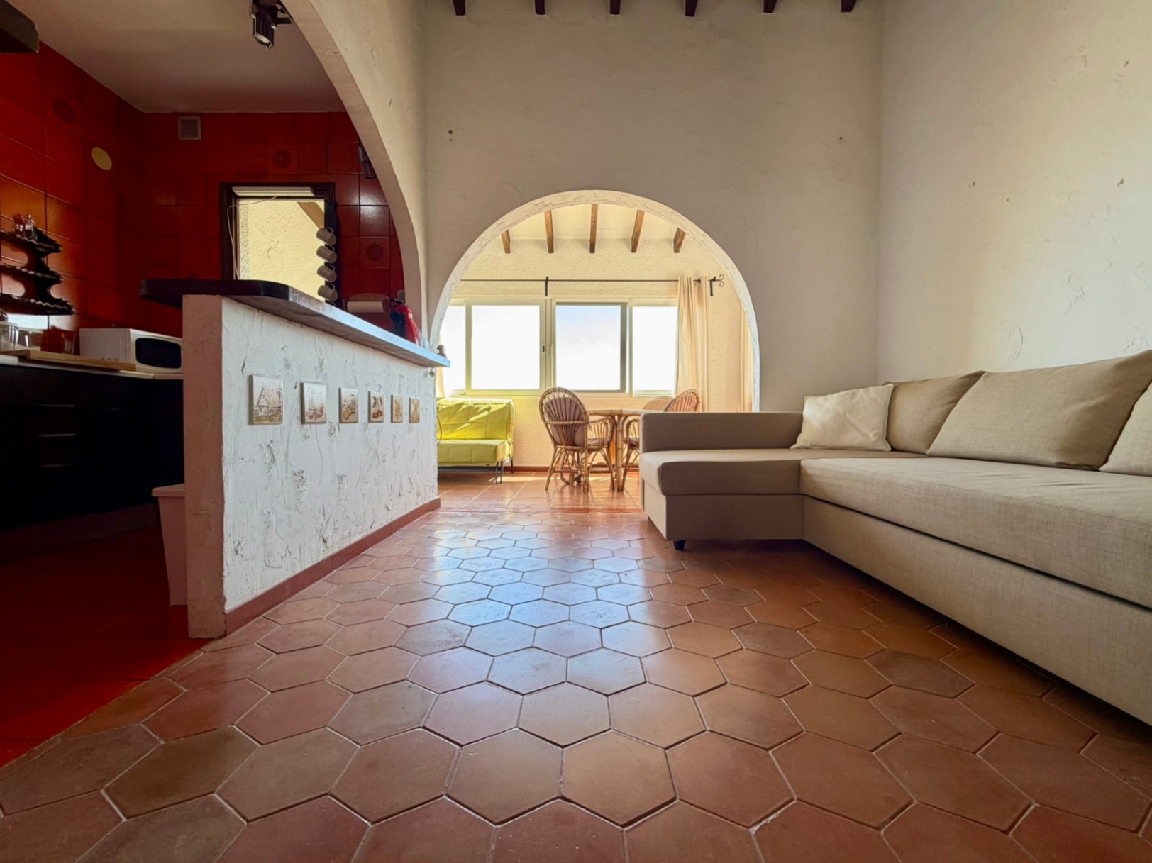 Apartamento de 1 dormitorio con impresionantes vistas al mar y al Peñón de Ifach en Benissa