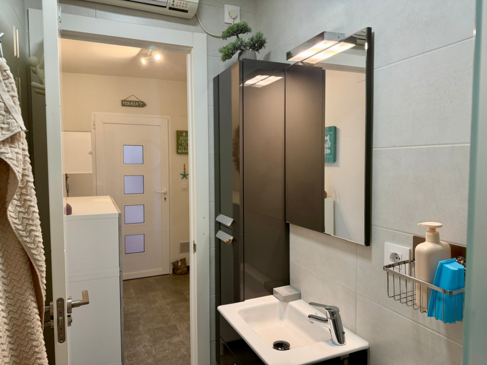 Apartamento reformado con vistas privilegiadas al mar y al Peñón de Ifach