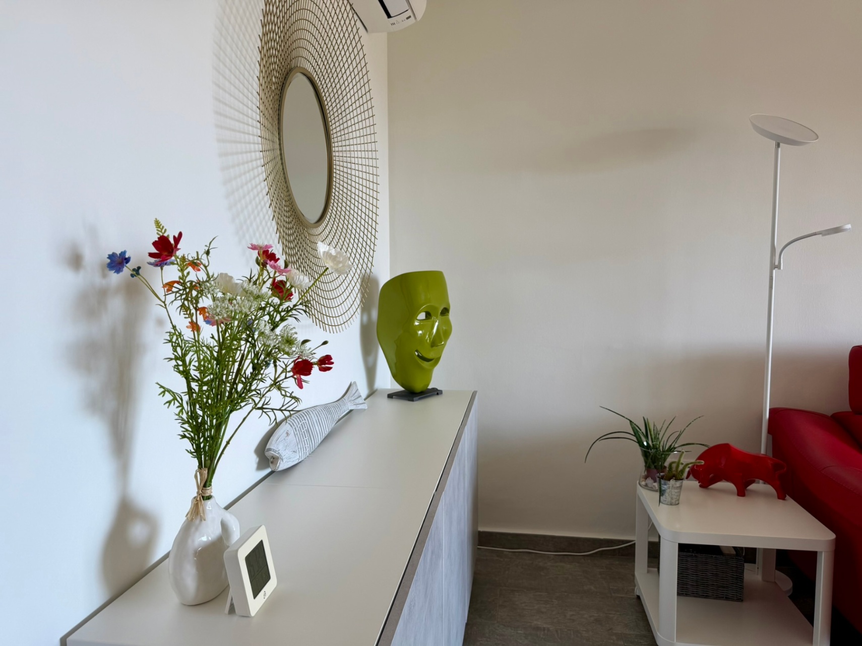 Renovated Apartment with Privileged Sea Views and Views of the Peñón de Ifach