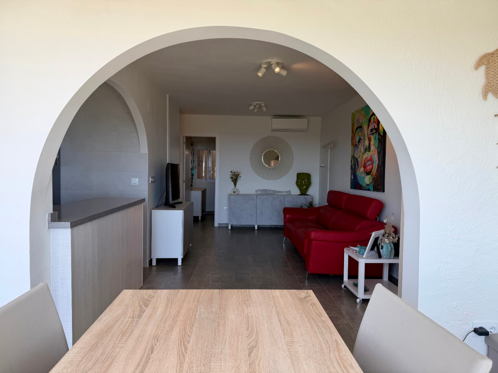 Apartamento reformado con vistas privilegiadas al mar y al Peñón de Ifach